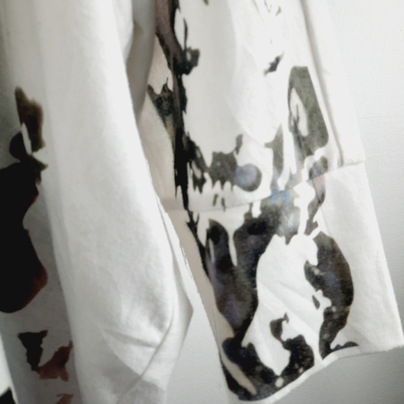 NWOT Simon Chang Monochrome Artistic Tunic - Picture 3 of 14